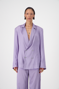 MARGUERITE oversized double-breasted twill blazer, front view on woman model, close view
